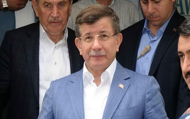 Davutoğlu'nun yeni partisinde flaş gelişme