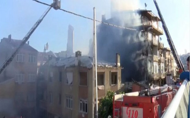 İstanbul Fikirtepe’de yangın: Ölü ve yaralılar var