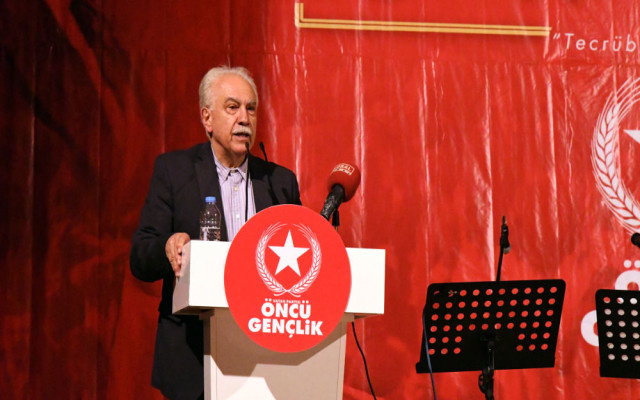 Doğu Perinçek: Gül, Davutoğlu ve Babacan FETÖ'nün siyasi ayağıdır