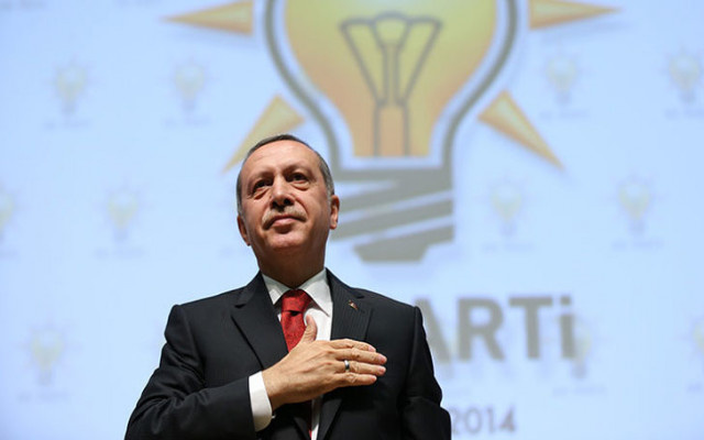 Erdoğan eski yol arkadaşını topa tuttu