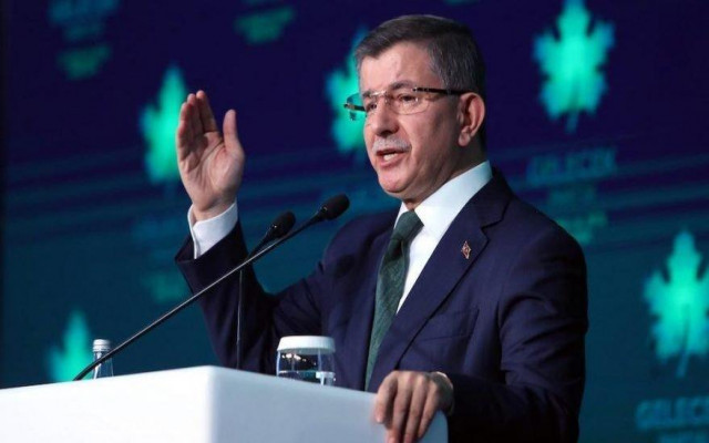 MHP'den Davutoğlu'na:Siyasetin kuklası...