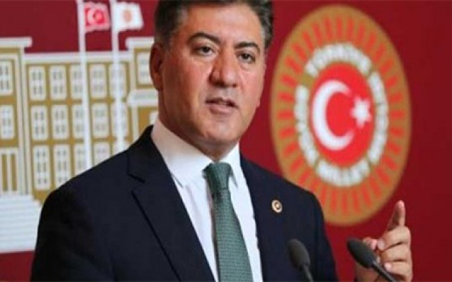 CHP'li Murat Emir'den Bakan Koca'ya: Özür bekliyoruz...