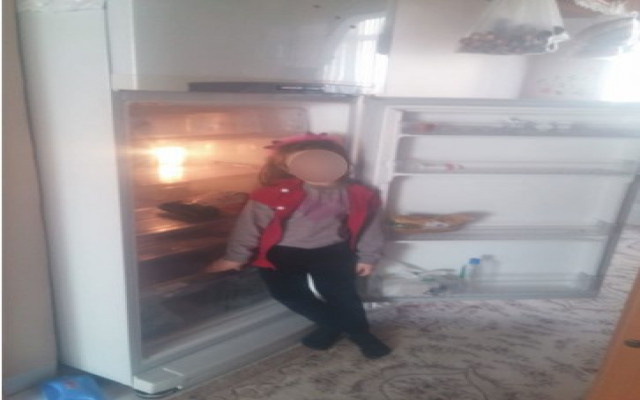Samsun'da boş buzdolabı ile yardım istedi