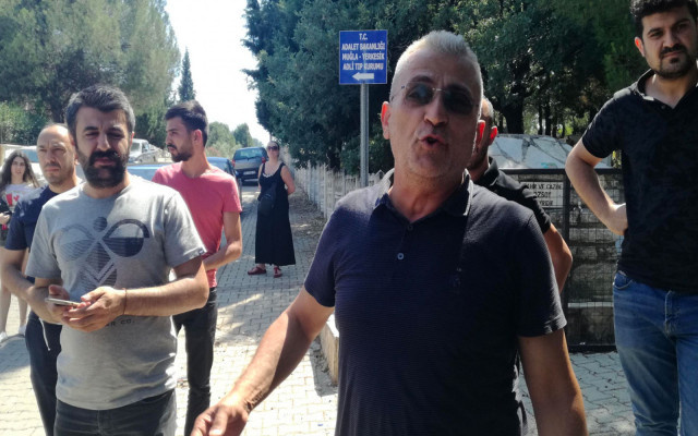 Pınar Gültekin'in babası, o vekili işaret etti