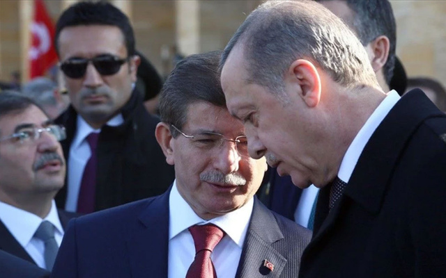 Davutoğlu'ndan Erdoğan'a oğul göndermesi 