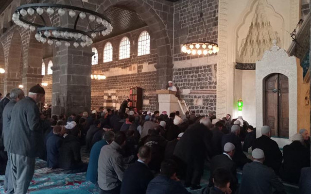 Diyarbakır Müftü Yardımcısı: Virüsü Allah'tan bir nimet olarak görüyorum