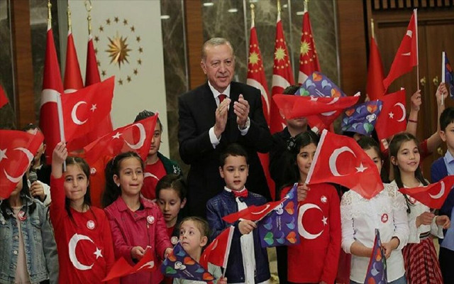 Cumhurbaşkanı  Erdoğan'a İstiklal Marşı tepkisi