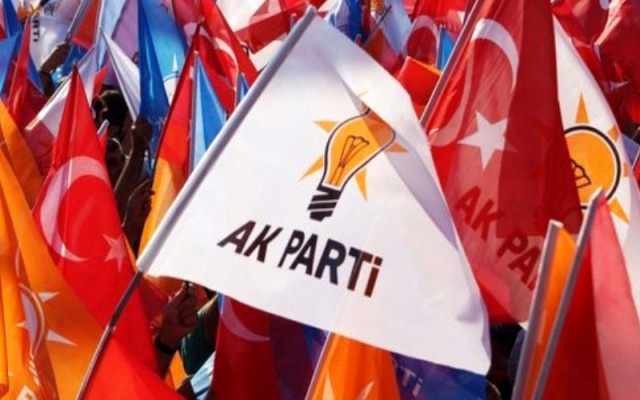 Yeni Akit Yazarından AKP'ye; Sıkıntı Büyük