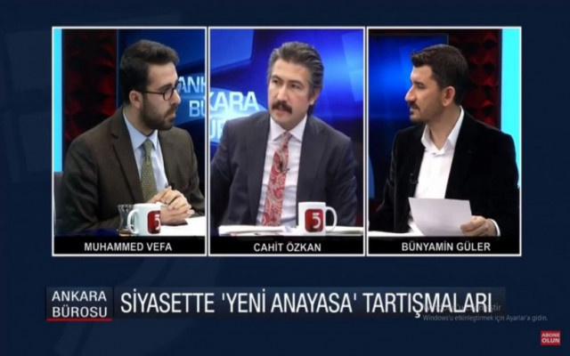 AKP: Davutoğlu da Babacan da Başkanlık Sistemi'ne evet dedi!