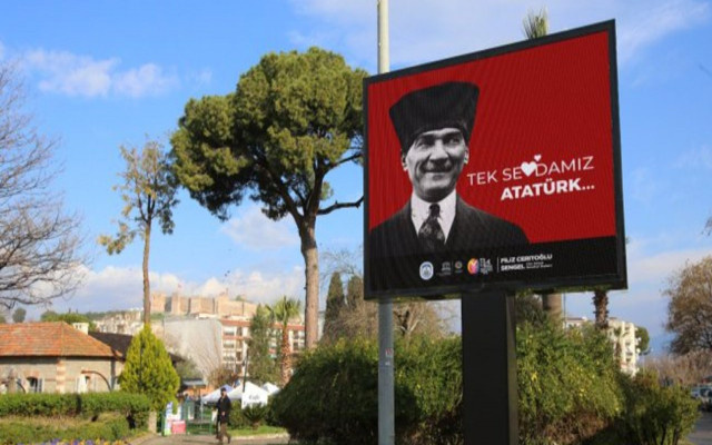 Love Erdoğan gitti... Tek Sevdamız Atatürk  geldi!