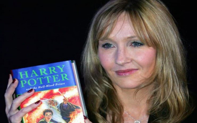 Harry Potter'ın Yazarı da Koca Şiddeti Kurbanı Olmuş