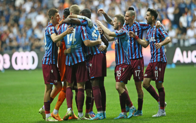 Trabzonspor, şampiyonluk için sahaya çıkıyor