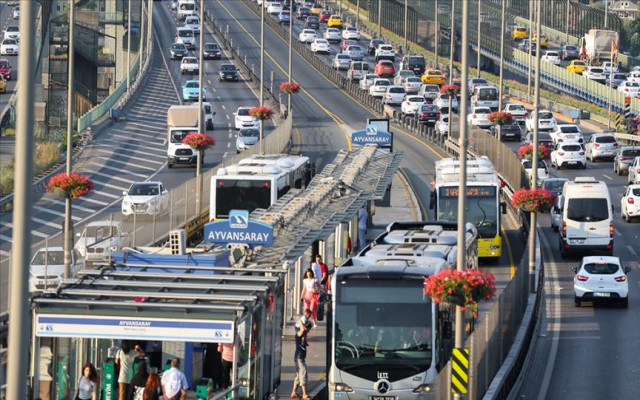 İstanbul’da ulaşıma yüzde 40 zam geldi