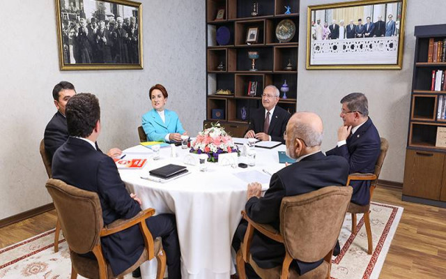 CHP’li Kuşoğlu’nun Masa dağılır çıkışı siyaset kulislerini hareketlendirdi