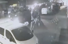 Polisler Haci Birlik'in cesedinin başında toplu poz veriyor! Yeni görüntü