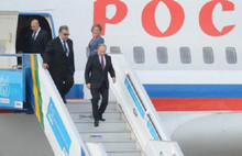 Putin Antalya'ya indi, ceketi çıkardı!