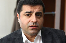 Demirtaş: Baraj altı formülünü arıyorlar