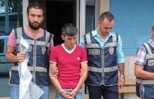 Babasını çekiçle öldürdü!