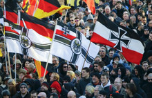 Almanya'da ırkçı gösteriler büyüyor