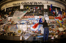 Charlie Hebdo dergisi yok sattı