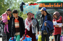 Mültecilere kadına saygı dersi verilecek