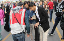 İstiklal caddesinde didik didik arama