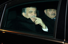 Abdullah Gül ile görüşen Arınç: Umarım herkes ders almıştır