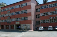 Müdürden kız öğrenciye: Bu bacaklarla otobana çık!