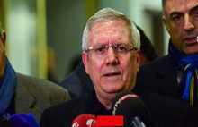 Aziz Yıldırım tribünde çılgına döndü