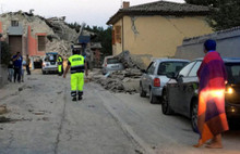 İtalya'da şiddetli deprem