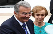 Günler sonra Deniz Baykal eşinin elini sıktı, aile gözyaşlarına boğuldu