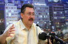 Ahmet Hakan'dan ilginç Melih Gökçek yazısı