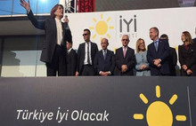 İYİ Parti Genel merkezi açılışında renkli anlar