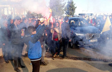 Akşener’e meşaleli karşılama