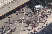 Avustralya'da bir araç yayalara çarptı