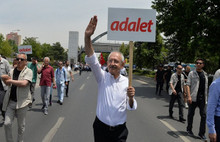 Kılıçdaroğlu'nun yürüyüşü Dünya gündeminde