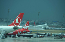 Atatürk Havalimanı'nda şaka gibi olay