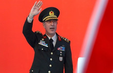 Hulusi Akar'dan çarpıcı 30 Ağustos mesajı