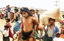 Bir elmaya bile muhtaçlar