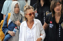 Nazlı Ilıcak'tan Emin Çölaşan'a mektup