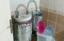 Evinde içki yapan emekli gözaltına alındı