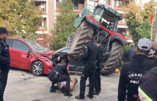 Meclis önünde hareketli anlar