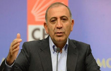 İstanbul'a aday olduğunu açıkladı