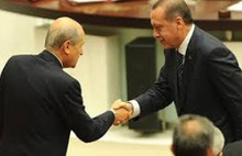 Görüşmenin arkasındaki işadamı