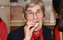 Canan Karatay: Ekmek morfin gibi bağımlılık yapıyor