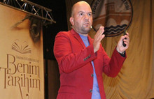 Ünlü tarihçi Talha Uğurluel gözaltına alındı