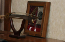 O hediyeler Akar'ın odasında görüntülendi