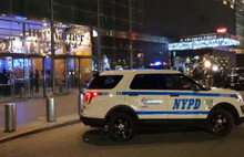 Trump'la kavgalı CNN'e bomba alarmı