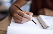 Seçim günü üniversite sınavı var...