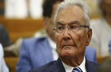 Deniz Baykal dönüyor